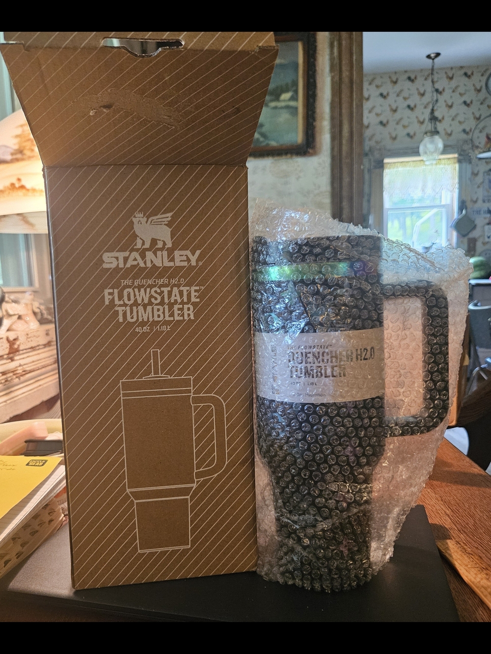 Stanley Black FlowState Tumbler with Handle - Picture 3 of 10